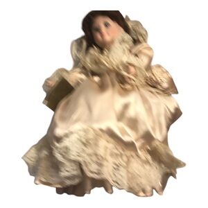 Seymour Mann Connoisseur Porcelain Doll